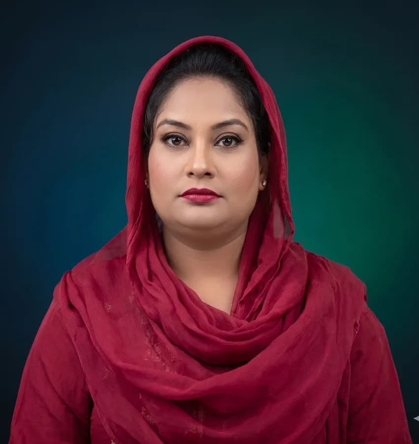 FARZANA WARIS